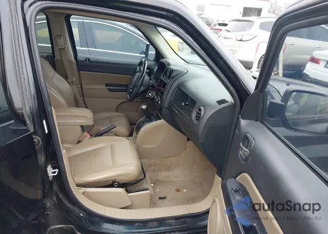 2014 Jeep Patriot High Altitude z USA, uszkodzony, nr VIN 1C4NJPFA6ED927760